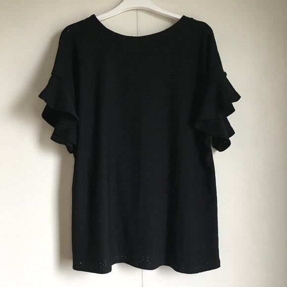 Gothic Black Eyelet Flutter Sleeve Twist Waist Tee - Picture 4 of 15